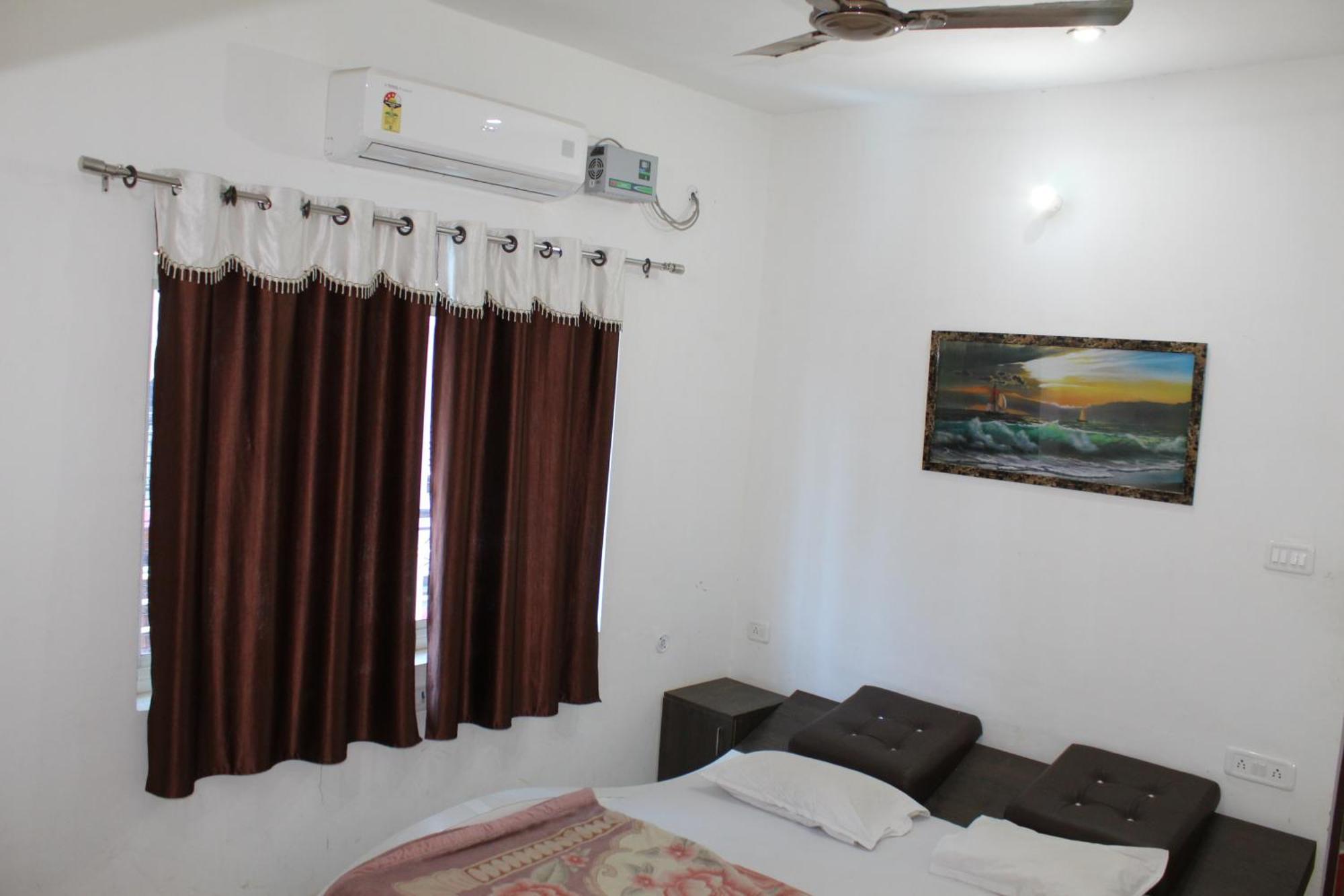 Hotel Sunset Orchha Exterior photo